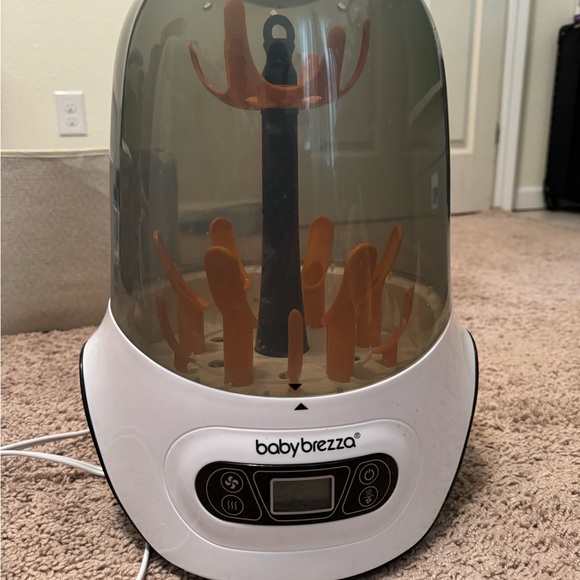 Babybrezza sterilizer everything works and works good only used for 5 months. - Picture 3 of 3